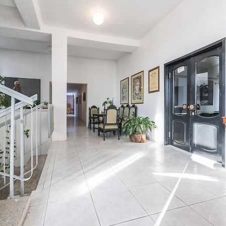 Maldis Motel Madziunai Екстериор снимка