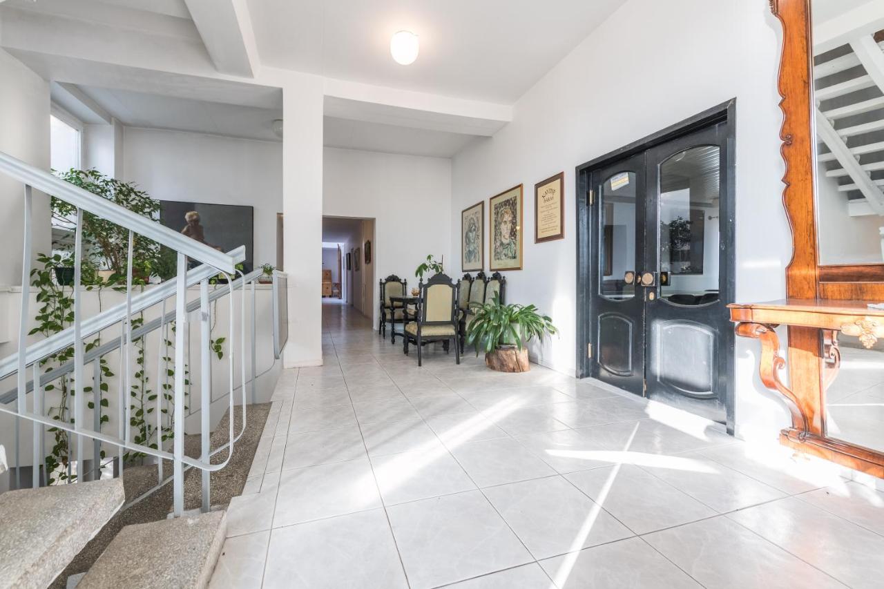 Maldis Motel Madziunai Екстериор снимка