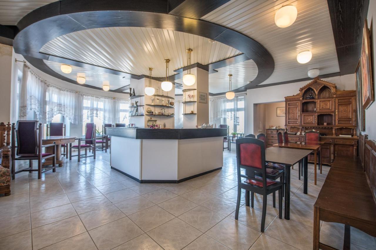 Maldis Motel Madziunai Екстериор снимка