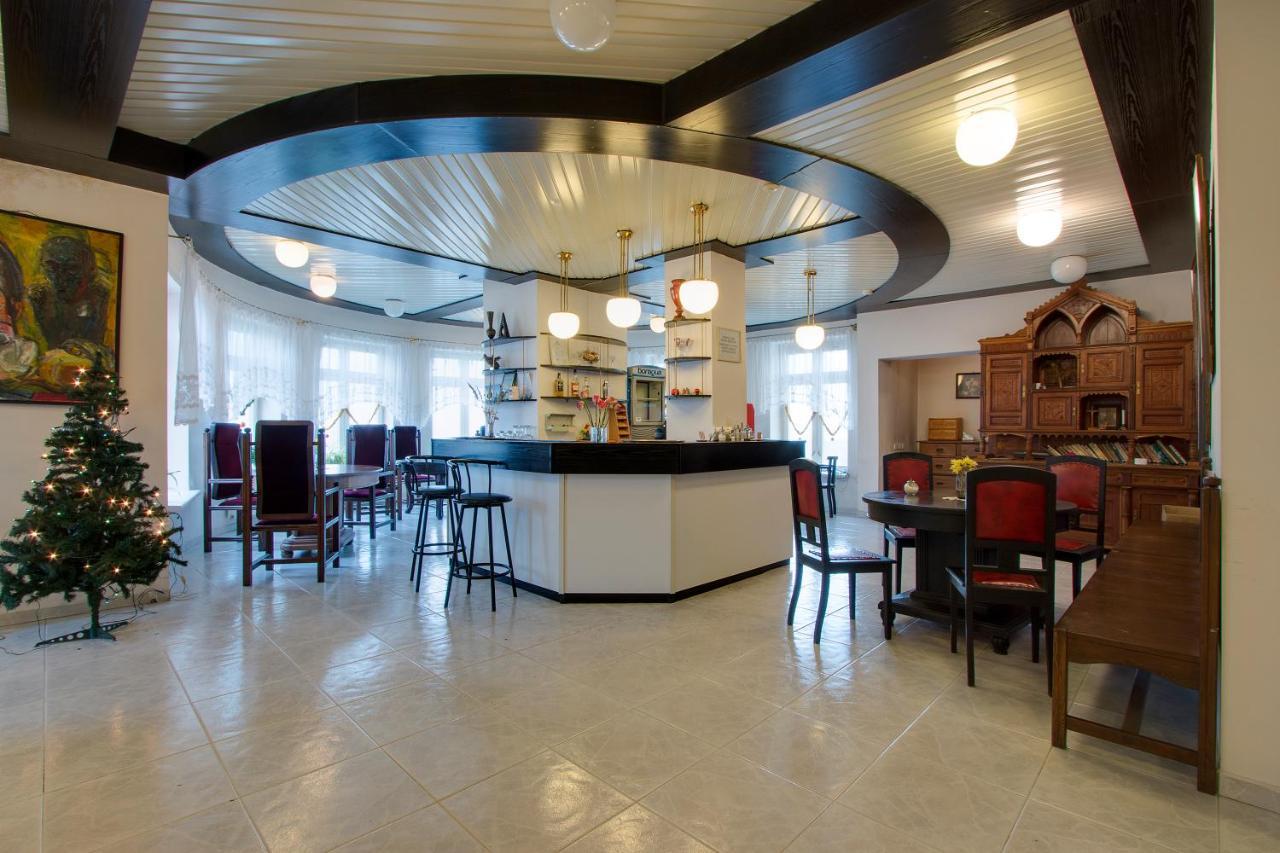 Maldis Motel Madziunai Екстериор снимка